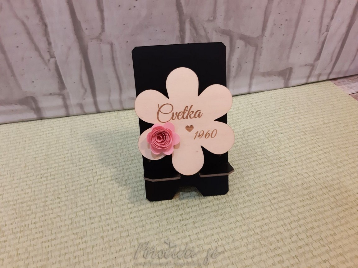 Leseni magnet roža z rožo LM-107 Leseni magnet roža z rožo LM-107