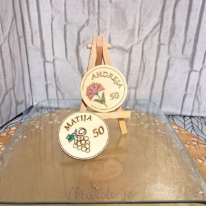 Leseni magneti barvani